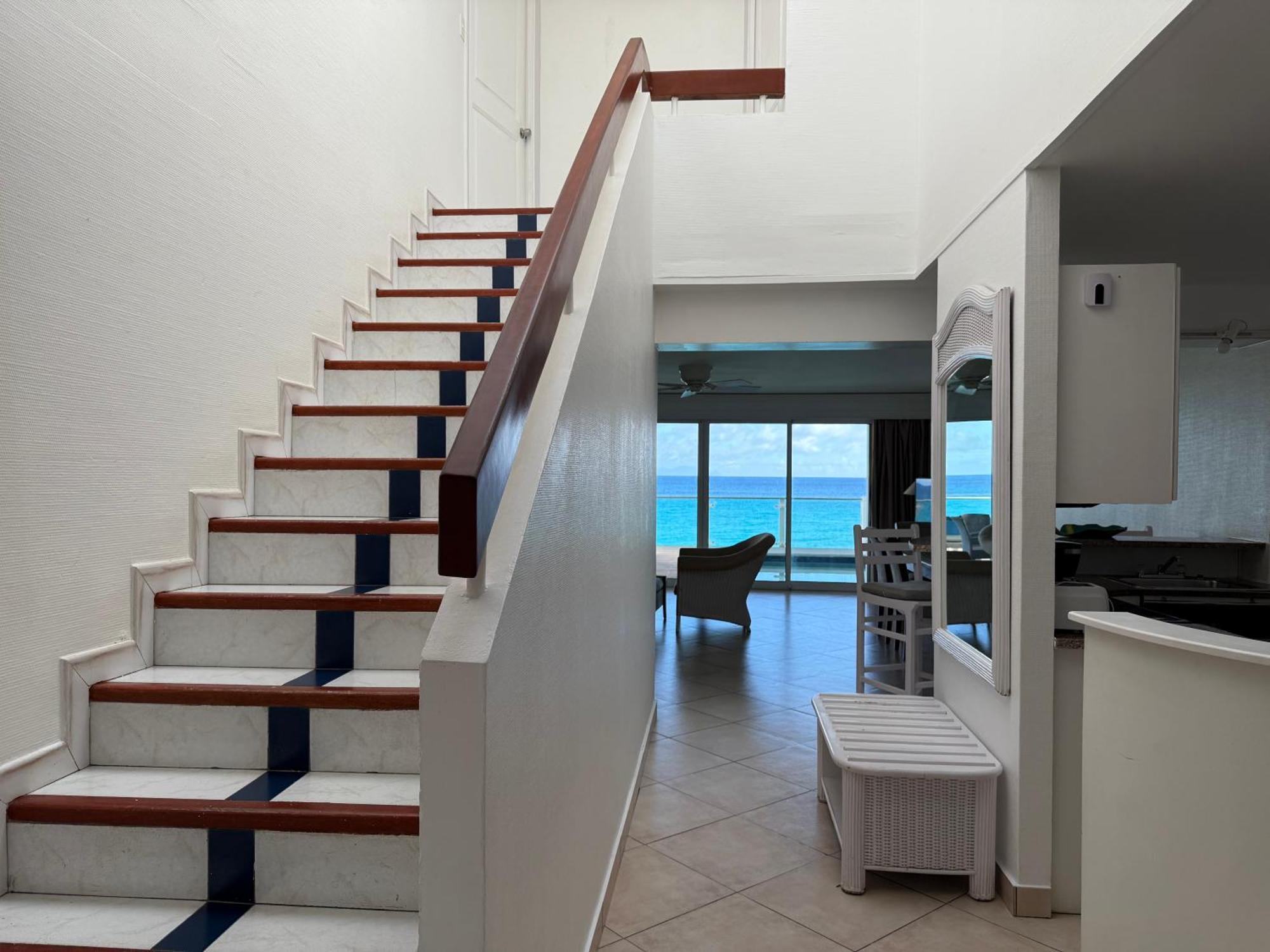 Sapphire Beach Club Resort Cupecoy  Экстерьер фото